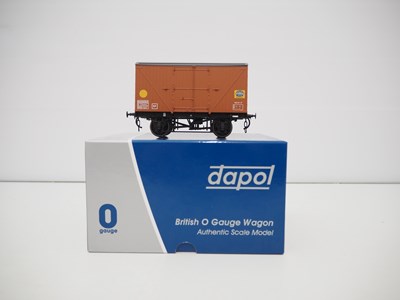 Lot 513 - A DAPOL O gauge 7F-016-004 Fyffes banana van...