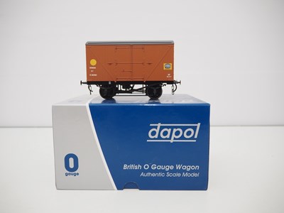 Lot 514 - A DAPOL O gauge 7F-016-001 Fyffes banana van...