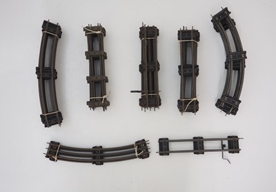 Lot 537 - A group of O gauge track, buildings and...