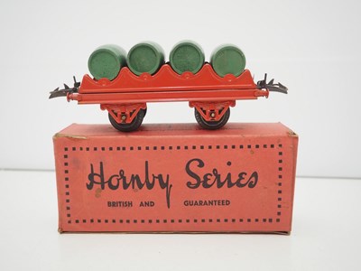 Lot 538 - A group of HORNBY SERIES O gauge rolling stock,...