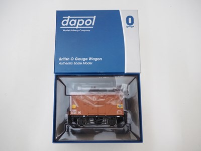 Lot 540 - A DAPOL O gauge 7F-016-004 Fyffes banana van...