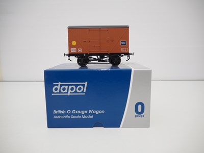 Lot 543 - A DAPOL O gauge 7F-016-002 Geest banana van in...