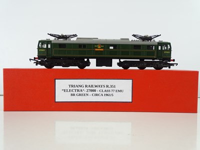 Lot 632 - A TRI-ANG R351 OO Gauge Class EM2 electric...