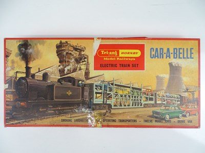 Lot 640 - A TRI-ANG-HORNBY OO Gauge RS62 Car-a-Belle...