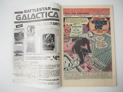 Lot 411 - AMAZING SPIDER-MAN #194 - (1979 - MARVEL) -...
