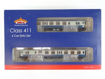 Lot 687 - A BACHMANN OO Gauge 31-427 4CEP 4-car EMU in...