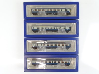 Lot 687 - A BACHMANN OO Gauge 31-427 4CEP 4-car EMU in...