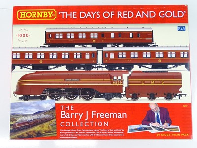 Lot 689 - A HORNBY R2907 'The Days of Red and Gold'...