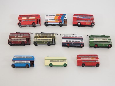 Lot 49 - A group of unboxed 1:50 scale diecast buses...