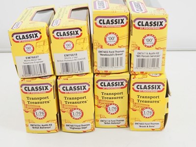 Lot 79 - A quantity of 1:76 scale diecast vans and...