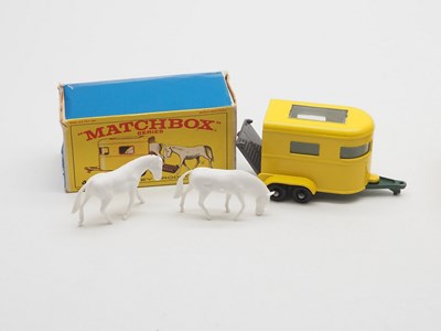Lot 93 - A group of 1960s diecast by CORGI, DINKY,...