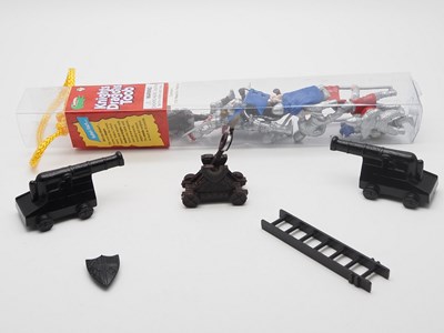 Lot 113 - A group of plastic mediaeval knights by TIMPO...