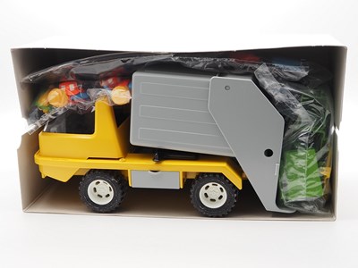 Lot 115 - A mixed group of PLAYMOBIL children's play...