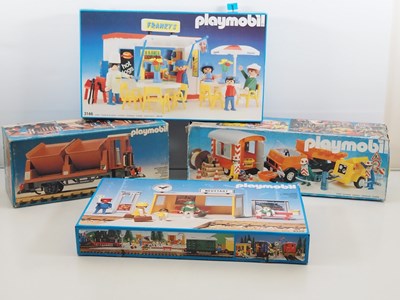 Lot 118 - A mixed group of PLAYMOBIL children's play...