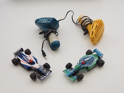 Lot 121 - A SCALEXTRIC 'Formula One' slot racing set -...