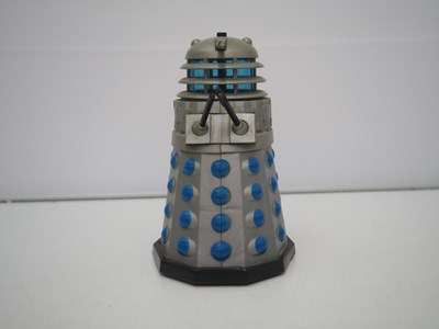 Lot 126 - A group of Dr Who memorabilia comprising 3x...