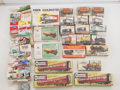 Lot 133 - A large group of unbuilt OO scale railway kits...