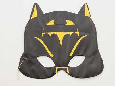 Lot 138 - A pair of vintage 1960s children's BATMAN...