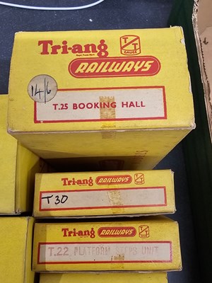 Lot 156 - A large quantity of boxed (TRIANG) TRI-ANG TT...