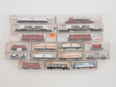 Lot 162 - A group of FLEISCHMANN German outline N gauge...