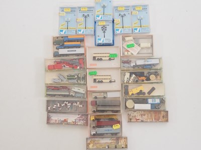 Lot 174 - A group of European outline N gauge...