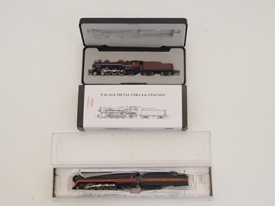 Lot 220 - A pair of American outline N gauge steam...