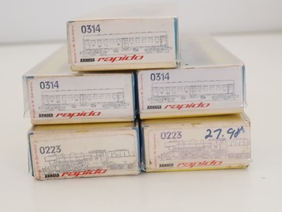 Lot 221 - A group of ARNOLD vintage N gauge German...