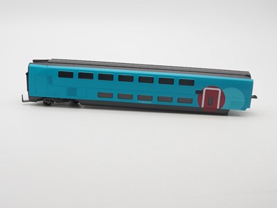 Lot 231 - A Jouef HO gauge HJ1042 SNCF OUIGO TGV...