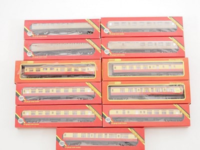 Lot 237 - A group of HORNBY OO gauge passenger coaches...