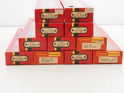 Lot 237 - A group of HORNBY OO gauge passenger coaches...