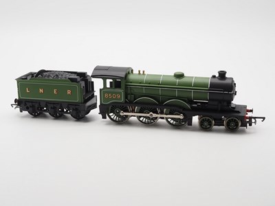 Lot 246 - A group of HORNBY OO Gauge steam locomotives,...