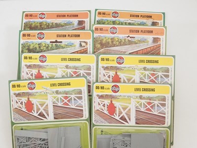 Lot 250 - A large group of unbuilt OO scale railway kits...