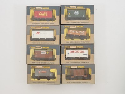 Lot 251 - A mixed group of WRENN OO gauge wagons of...