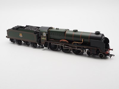 Lot 261 - A BACHMANN 31-409 OO gauge Lord Nelson Class...