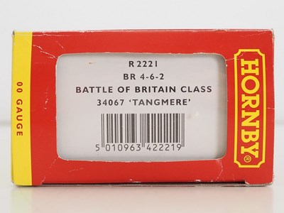 Lot 267 - A HORNBY OO gauge R2221 Battle of Britain...