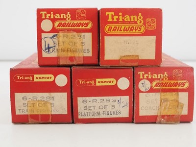 Lot 269 - A group of TRI-ANG (TRIANG) OO gauge boxed and...
