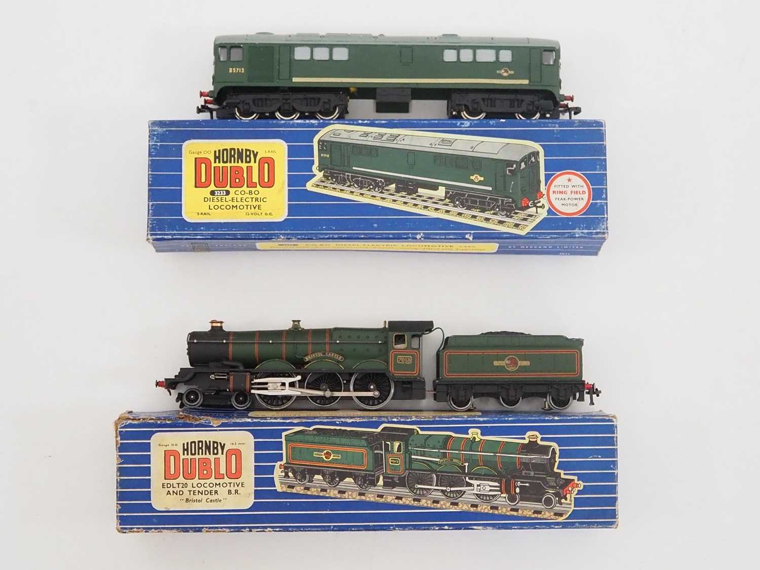 Lot 279 - A pair of HORNBY DUBLO OO gauge 3 rail