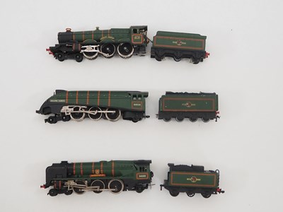 Lot 282 - A group of HORNBY DUBLO OO gauge steam...