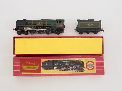 Lot 294 - A HORNBY DUBLO OO gauge 2-rail 2235 West...