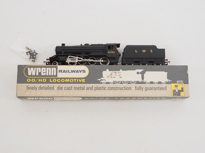 Lot 296 - A WRENN OO gauge W2225 Class 8F steam...