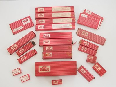 Lot 301 - A quantity of 2-rail HORNBY DUBLO track and...