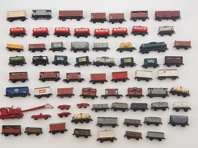 Lot 315 - A large group of unboxed HORNBY DUBLO OO gauge...