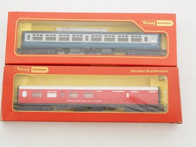 Lot 358 - A group of TRI-ANG-HORNBY (TRIANG) and HORNBY...