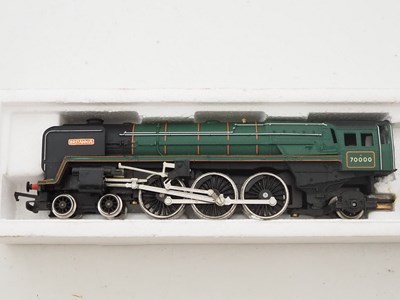 Lot 358 - A group of TRI-ANG-HORNBY (TRIANG) and HORNBY...