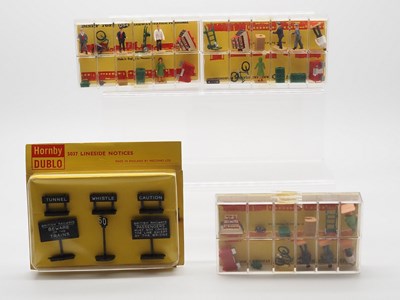 Lot 361 - A group of DINKY and HORNBY DUBLO OO gauge...