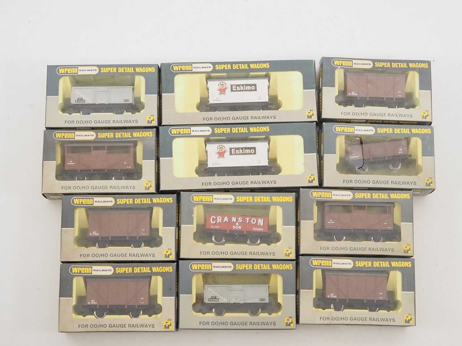 Lot 369 - A mixed group of WRENN OO gauge wagons of...