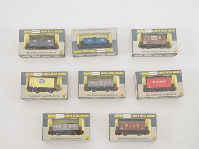 Lot 400 - A mixed group of WRENN OO gauge wagons of...