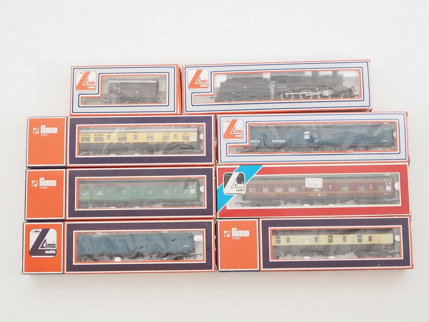 Lot 417 - A group of LIMA OO gauge passenger coaches,...