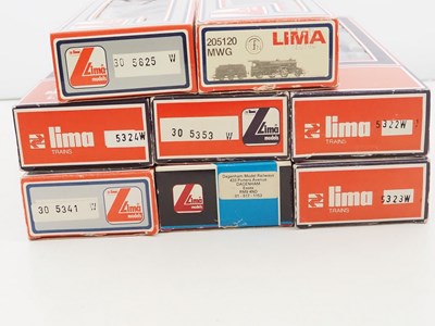 Lot 417 - A group of LIMA OO gauge passenger coaches,...