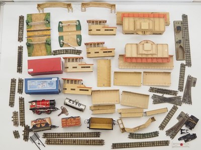 Lot 422 - A tray of OO gauge HORNBY DUBLO buildings,...